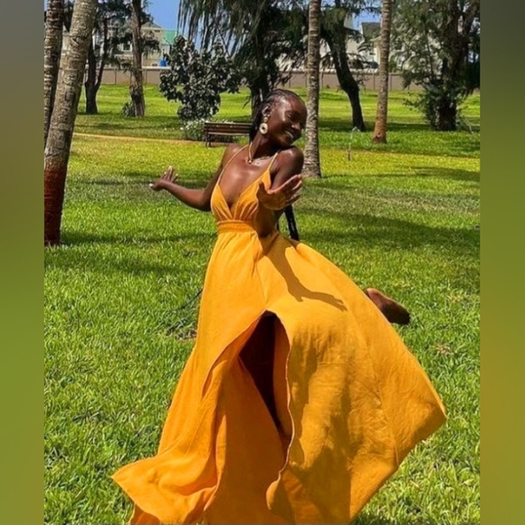 Fashion Nova Golden Mustard Yellow flowing Maxi Dress Nwt Size XL - Picture 11 of 16